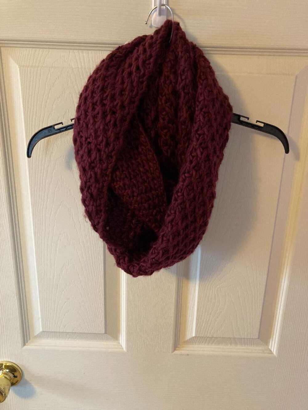 Old Navy Infinity Scarf Knit Burgundy Color